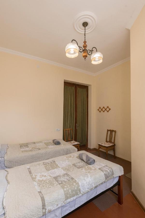 Tamari Guest House เทลาวี ภายนอก รูปภาพ
