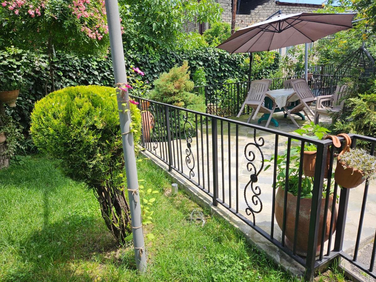 Tamari Guest House เทลาวี ภายนอก รูปภาพ