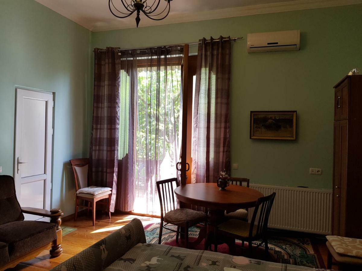 Tamari Guest House เทลาวี ภายนอก รูปภาพ